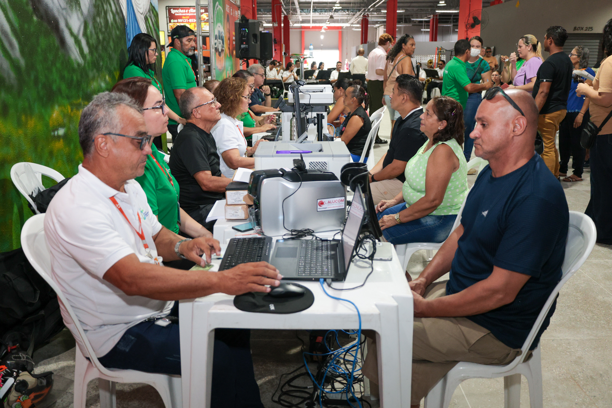 População de Caucaia recebe a Caravana VaiVem Trabalhador