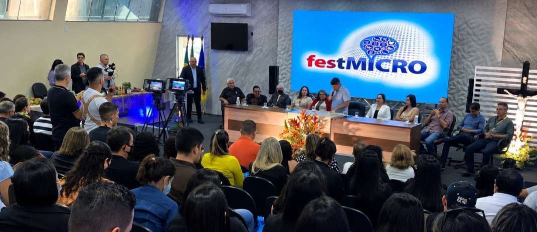 Secretaria do Trabalho destaca políticas públicas para pequenos negócios no FestMicro 2026, no Cariri